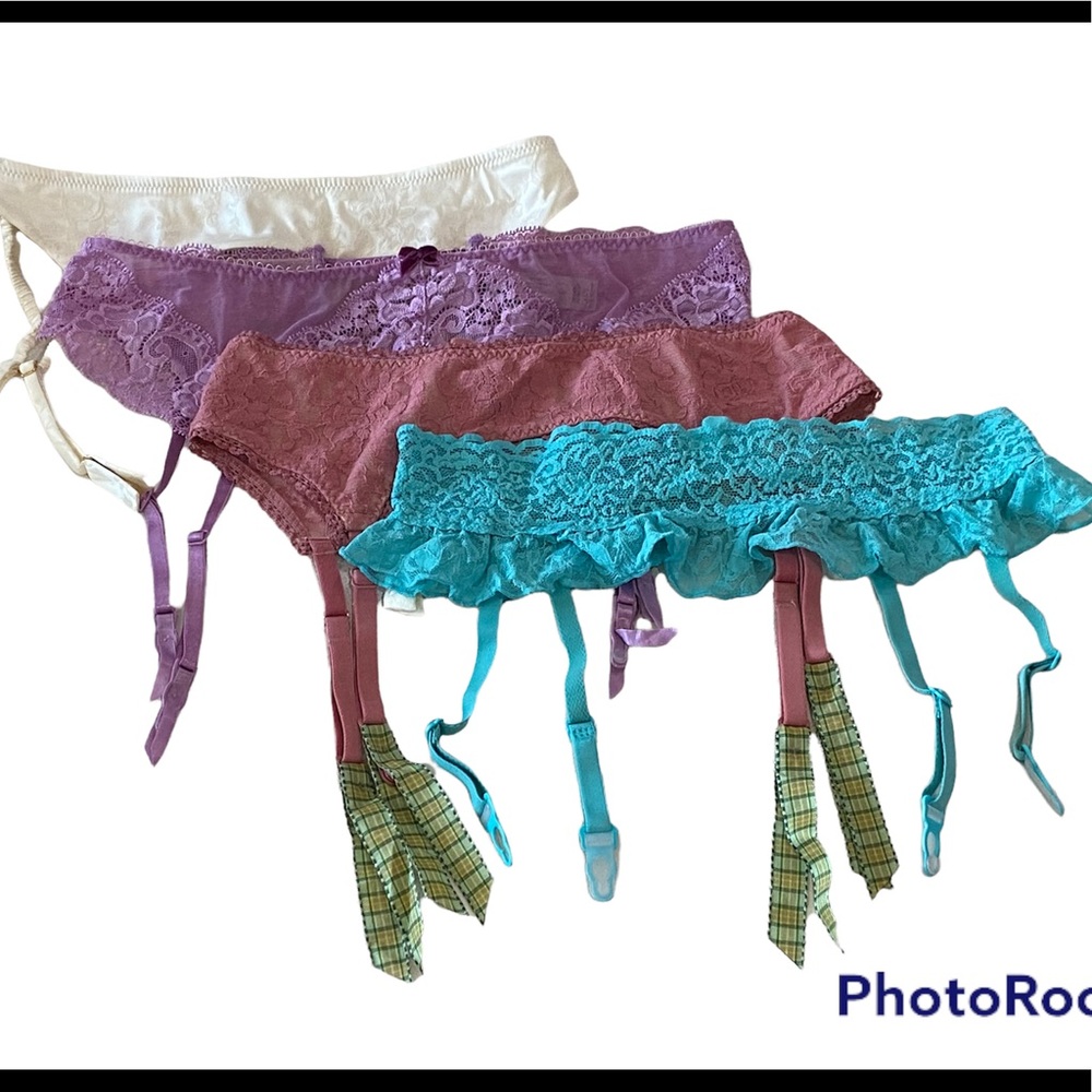 Bundle of 4 Victoria’s Secret Garters. NWOT